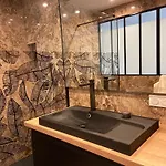 Luxury Penthouse Eiffel Tower View Apartament *